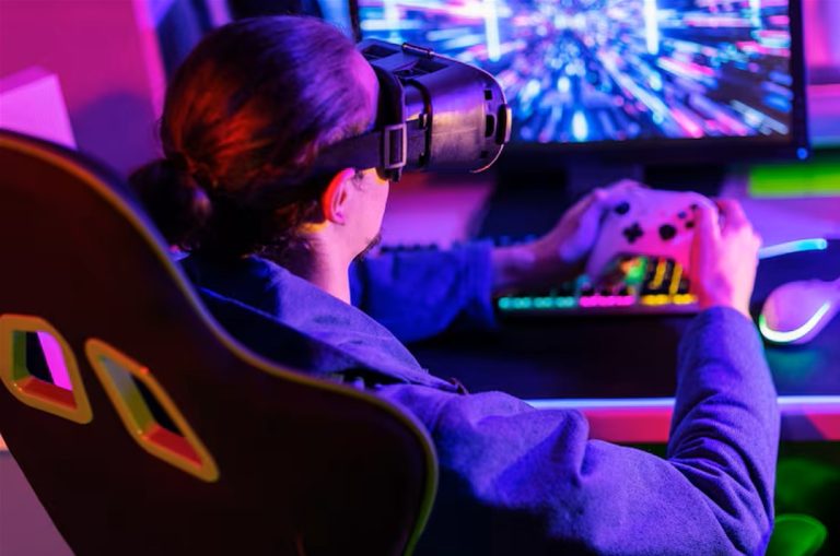 Virtual Frontiers: Exploring the Rise of Mobile Multiplayer Gaming
